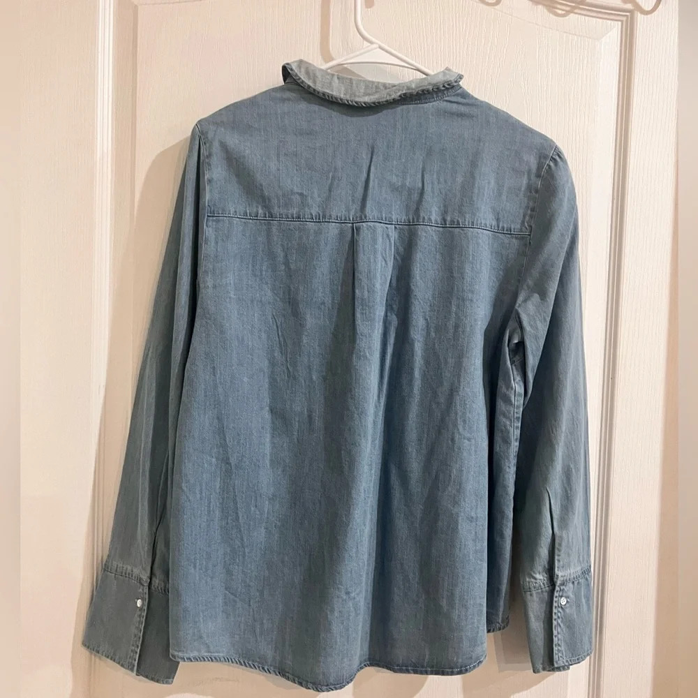 FINAL PRICE NWT Chelsea and Violet Button Down Denim Top - Picture 6 of 8